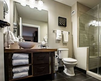 Ironworks Hotel - Beloit - Bad