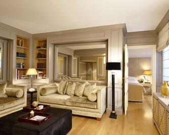 كاستي باريس - ستارهوتلز كوليتسيونيه - باريس - غرفة معيشة