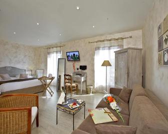 Logis Hotel Restaurant Le Lascaux - Montignac