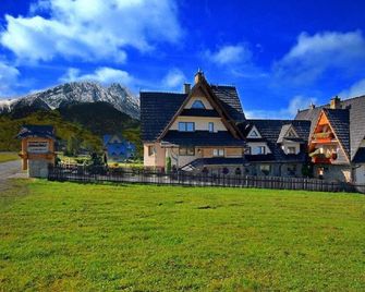 Domek i Apartament Gubalowka Zakopane - Zakopane - Bygning