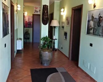 B&B Ciampino - Ciampino - Flur