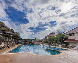 Pimann Inn Hotel - Chiang Rai - Uima-allas