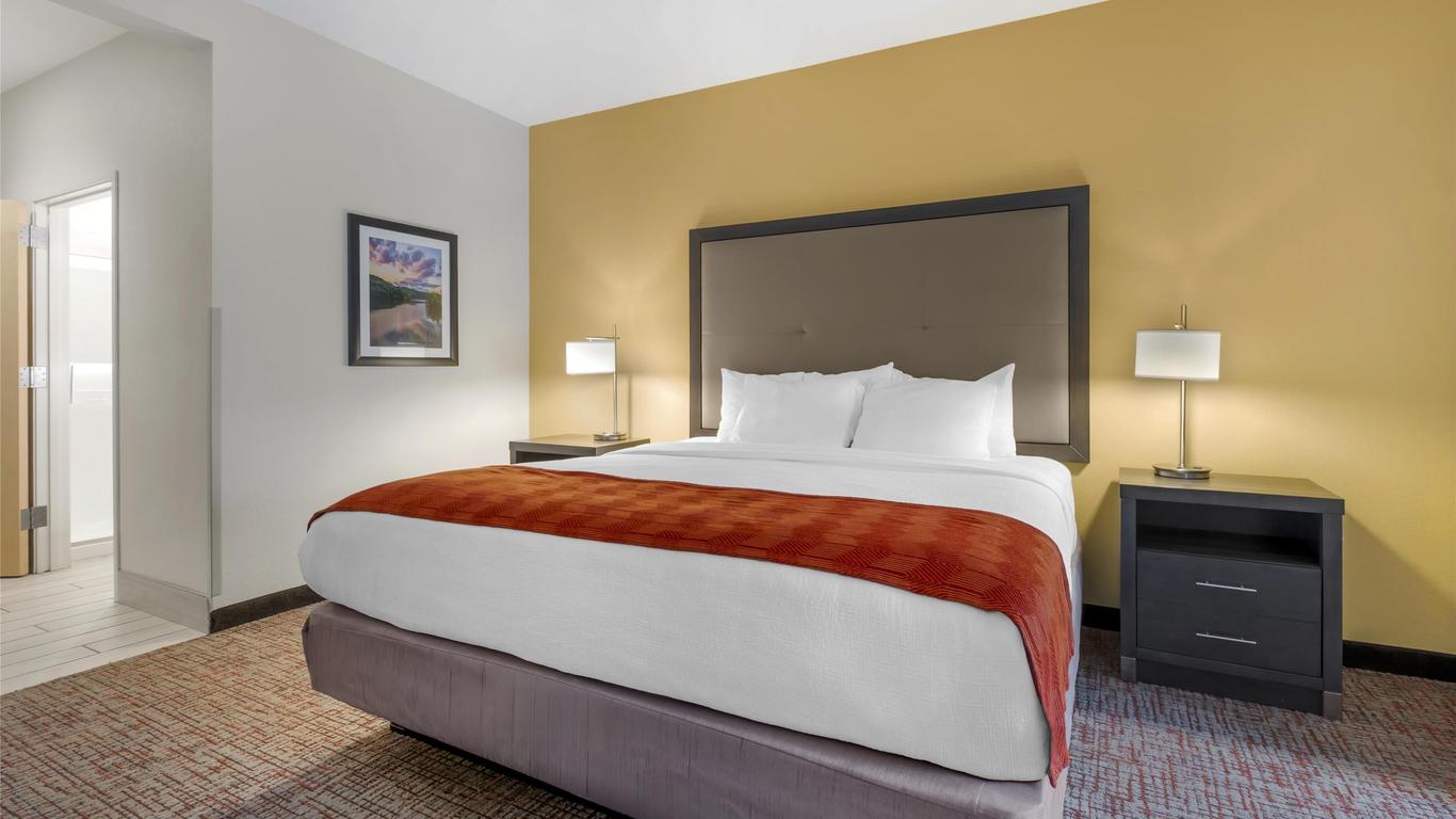 Best Western Plus Elizabethtown Inn & Suites
