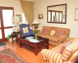 Sandbaai Country House - Hermanus - Vardagsrum