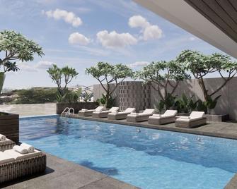 Mercure Madiun - Madiun - Pool