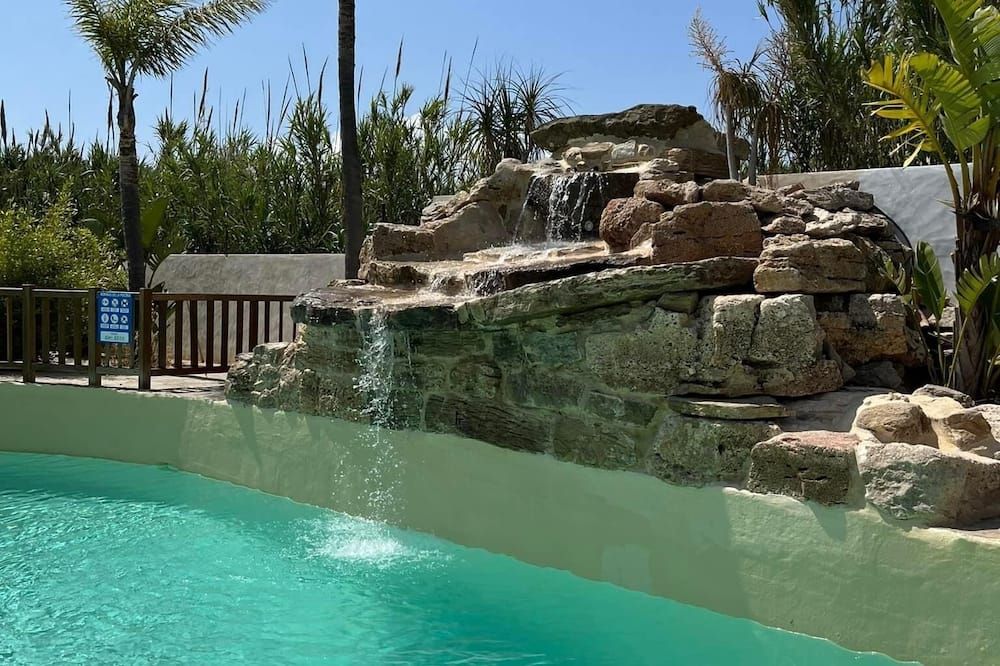 Hotel La Torre - טאריפה - בריכה