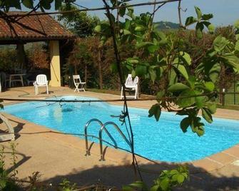 Tenuta Fagnanetto - Santo Stefano Belbo - Pool