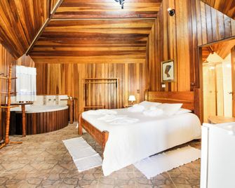 Velinn Pousada Torre Branca - Monte Verde - Quarto