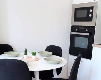 Nevers at the gateway to Paris - Nevers - Sala de jantar