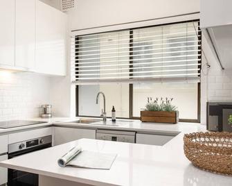 The Haven on Campbell - A Bondi Beachfront Address - Sydney - Cucina