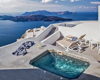 Villa Irini Fira - Adults Only - Thera