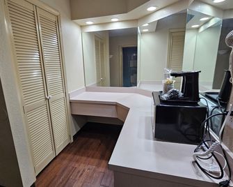Greenstay Hotel Joplin Missouri - Joplin
