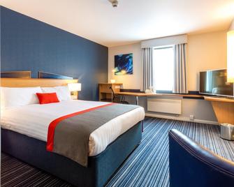 Holiday Inn Express Perth - Perth - Yatak Odası