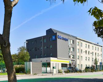 ibis budget Grenoble Sud Seyssins - Seyssins - Building