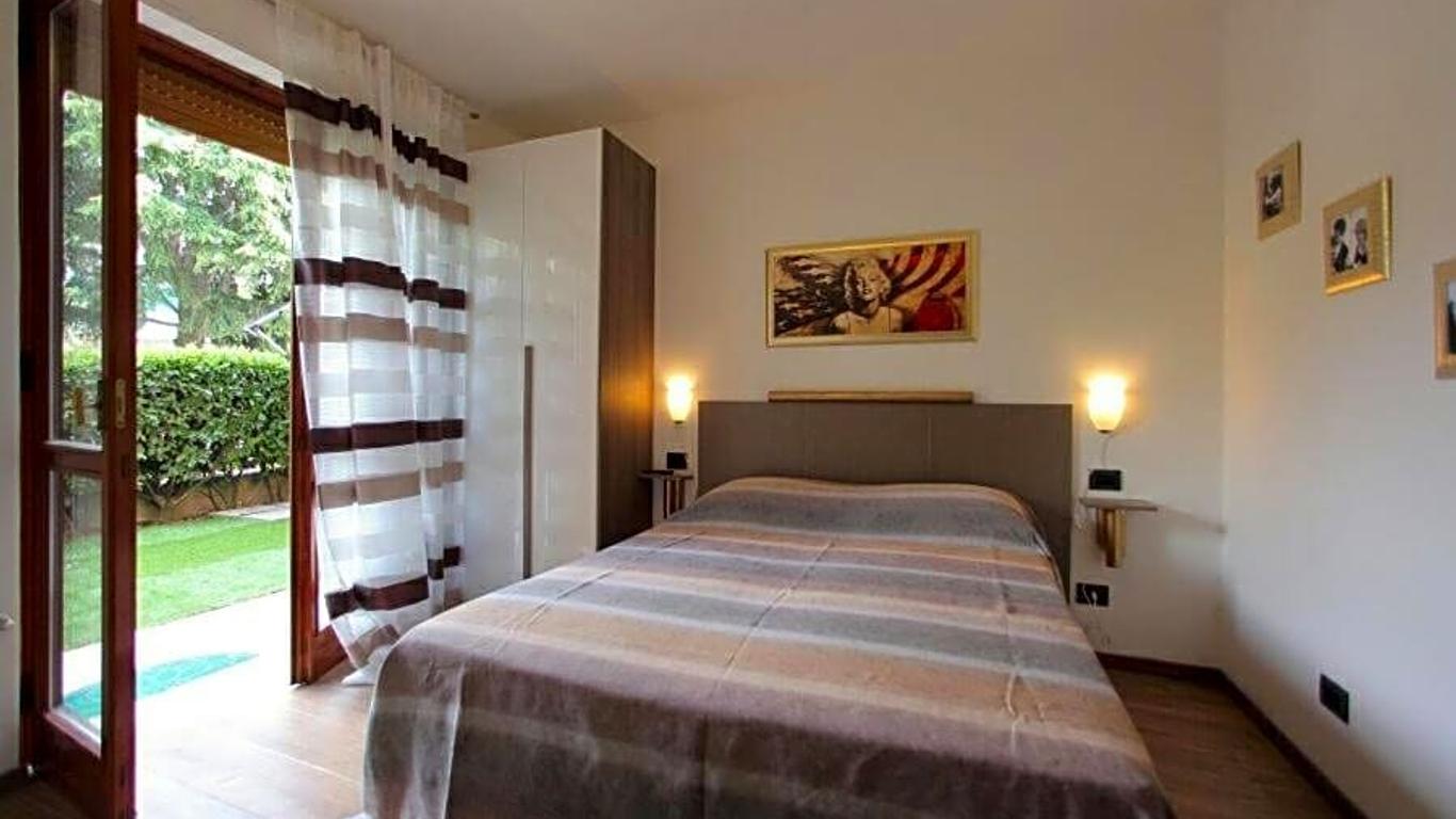 B&B Holidays Artisti