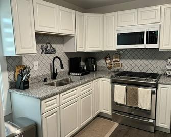 Leave Worries Behind - Wilkes-Barre - Cocina