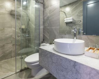 Hese Boutique Hotel & Apartment - Vung Tau - Bathroom