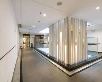 Baifulai Hotel (Wanning High-speed Railway Station) - Wanning - Lobby