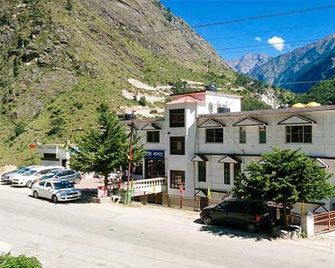 Hotel Bhagat - Joshīmath - Building