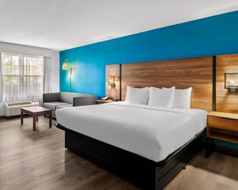 Clarion Inn Falls Church-Arlington - Falls Church - Camera da letto