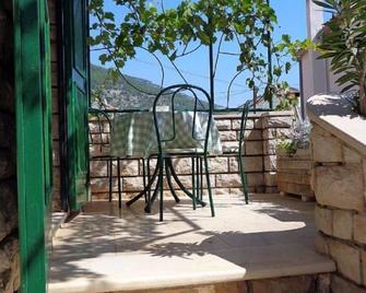 Apartment Brane - Bol - Patio