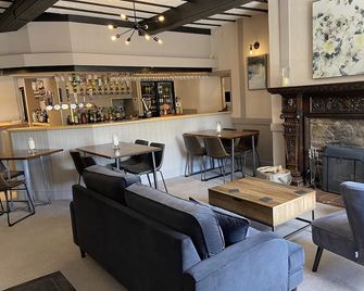 OYO Glyn Valley Hotel - Llangollen - Bar
