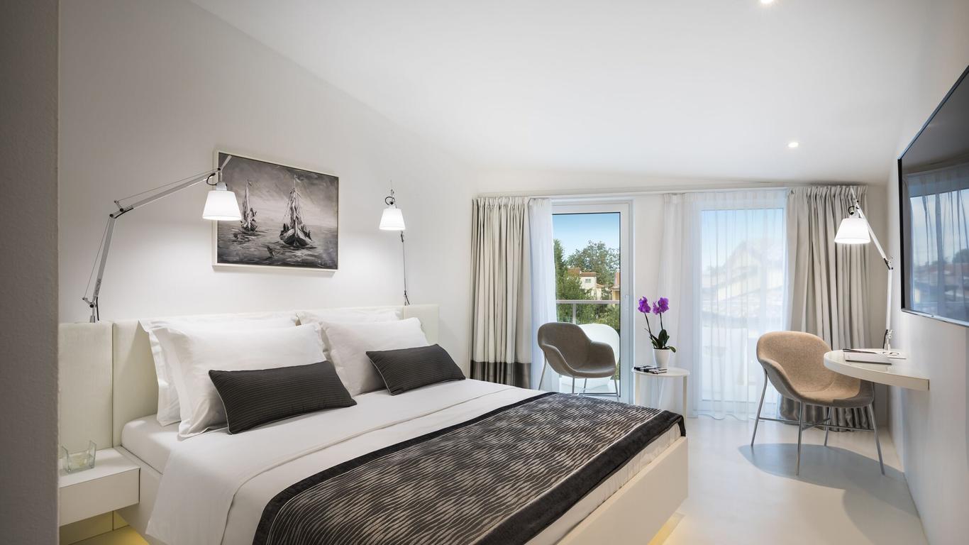 Rivalmare Boutique Hotel