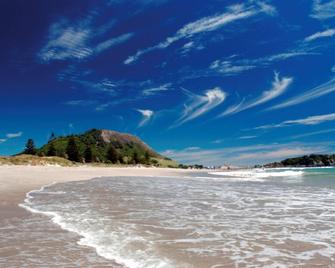 Pacific Coast Lodge and Backpackers - Mount Maunganui - Playa