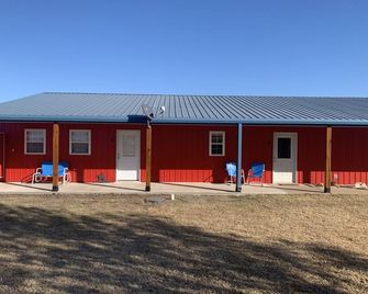BunkHouse, hunters home away from home - Blackwell - Gebouw