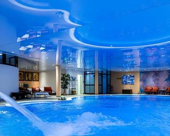 Zeitgeist Rathen By Steiger Hotels - Rathen - Pool
