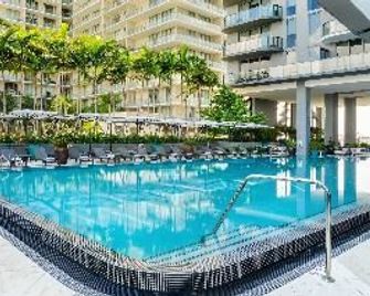 Sky City at Midtown - Miami - Pool