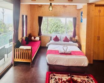 Amaira Resort & Farms - Mirik, West Bengal - Mirik - Bedroom