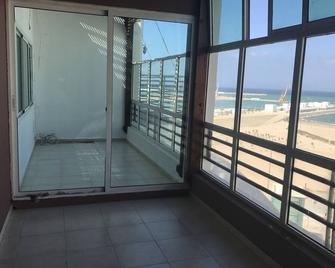 Front line beach penthouse - Tétouan - Balkon