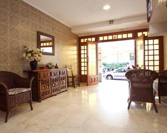 Apartamentos Ribera - Benidorm - Lobby