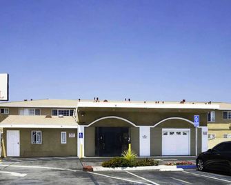 Kings Motel Inglewood - Inglewood - Building