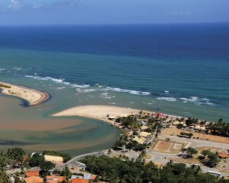 Malibu Plaza Hotel - Lauro de Freitas - Byggnad