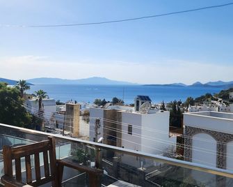 Ilya Apart 1 - Bodrum - Balcony