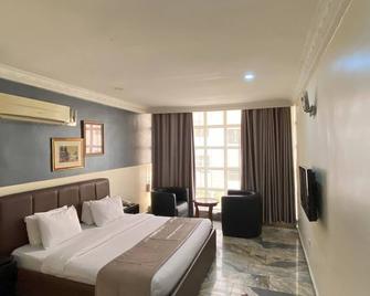 3js Hotel - Abuja - Bedroom