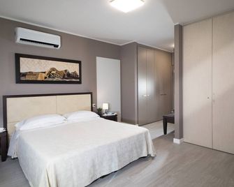 Quadra Key Easy Home In Florence - פירנצה - חדר שינה