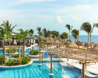 Excellence Playa Mujeres - Cancún - Piscina