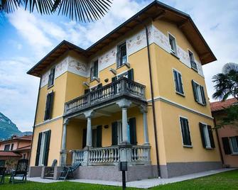 Albergo Silvio - Bellagio - Building