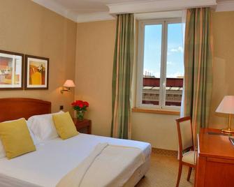 Lh Hotel Lloyd Rome - Roma - Habitación