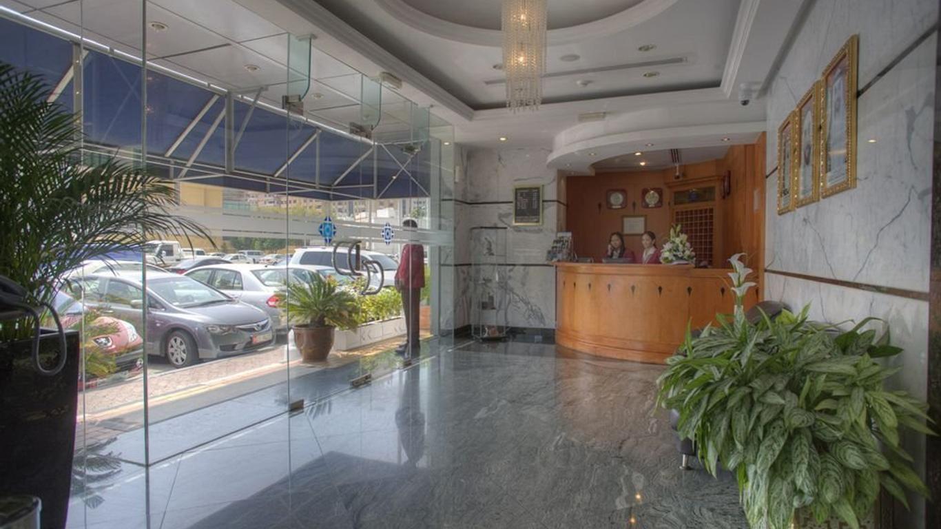 Al Nakheel Hotel Apartments