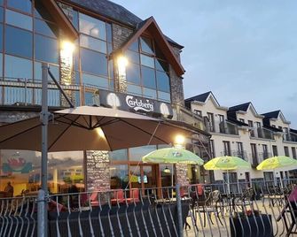 Leitrim Marina Hotel - Leitrim - Building