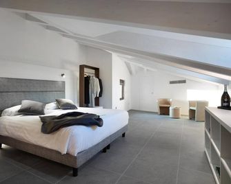 Boutique Hotel Touring - Verona - Bedroom