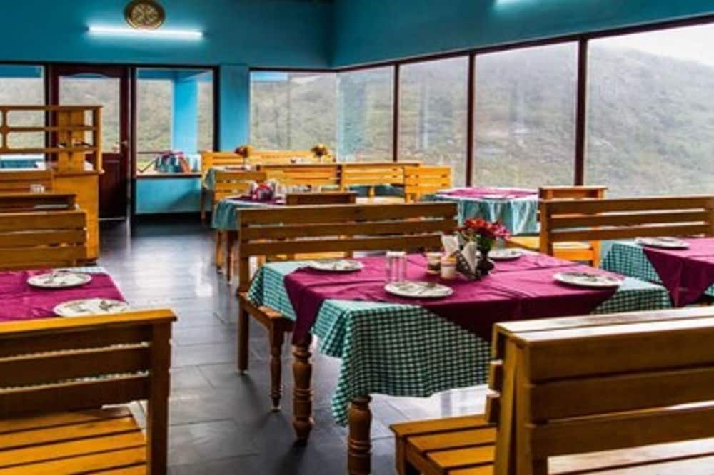 فورتشن ريتريتس