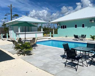 Ellies Place - Freeport - Pool