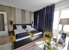 L'aparthoteL LhL - Dijon - Bedroom