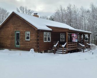 Welcome To Nickeys Nest A Relaxing Mountain Retreat - Dushore - Edificio