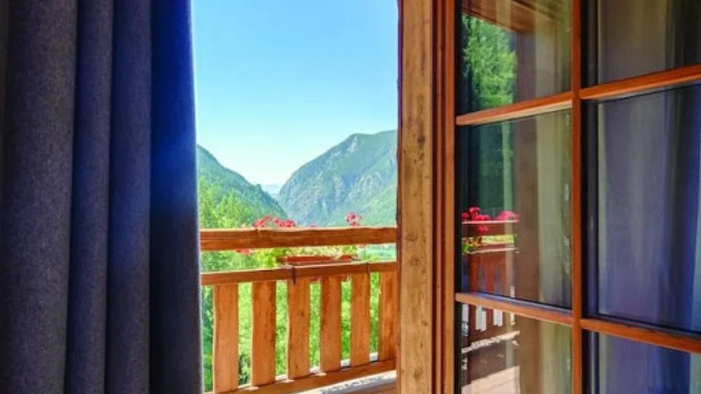 4478 Mountain Lodge